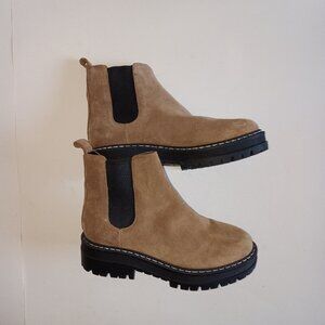 NEW WOB Marc Fisher PADMIA Suede Chelsea Boots | Color Tan | Size 7M | Stylish